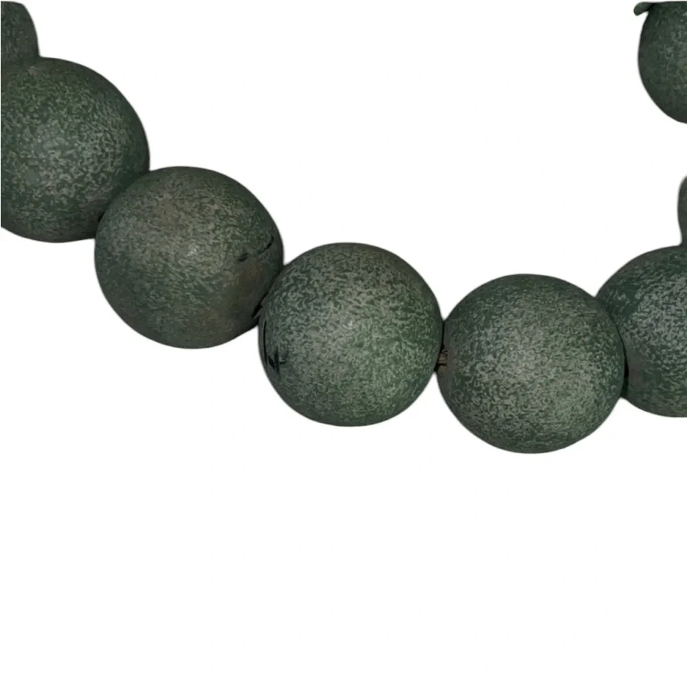 Elegant Mint Green Decorative Bead Garland